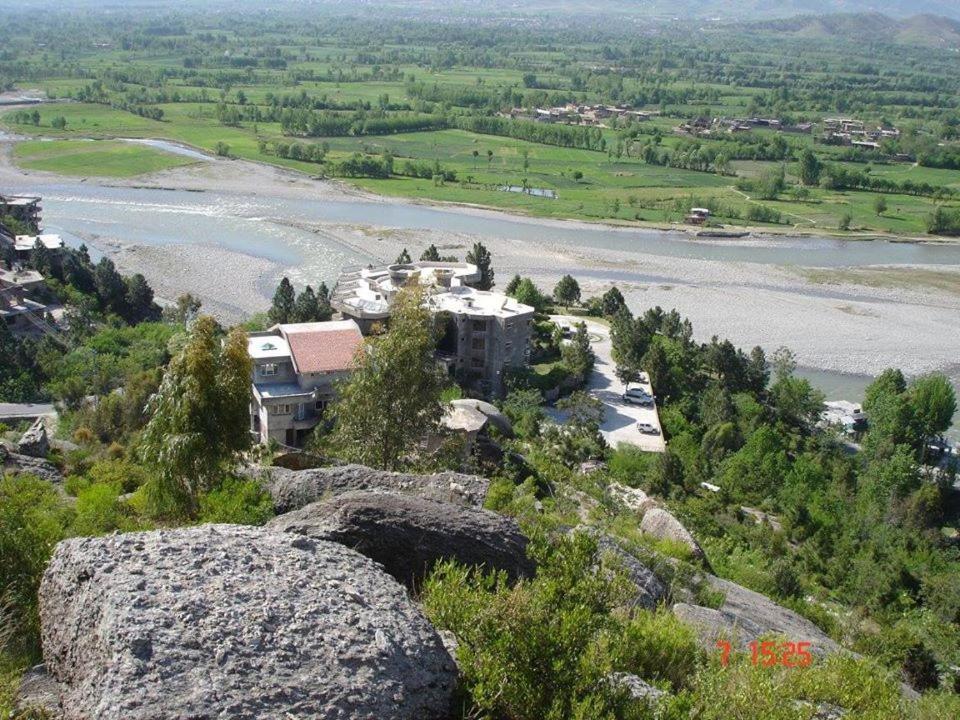 Rock City Resort Mingora ภายนอก รูปภาพ