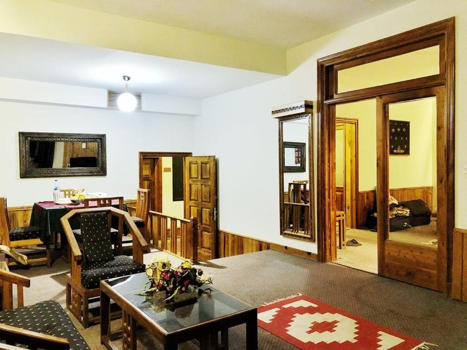 Rock City Resort Mingora ภายนอก รูปภาพ